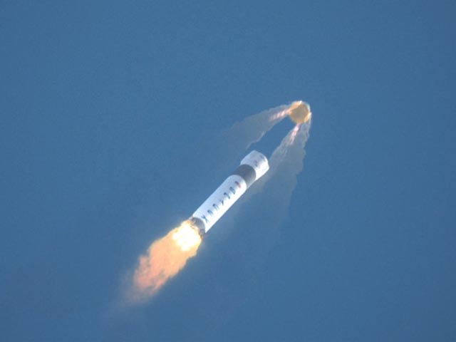 Private Space Taxi's Crew Escape System Passes Big Hurdle